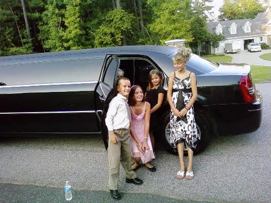 austin school dance transportation services limos buses sedans