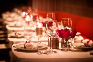 set fine dining table